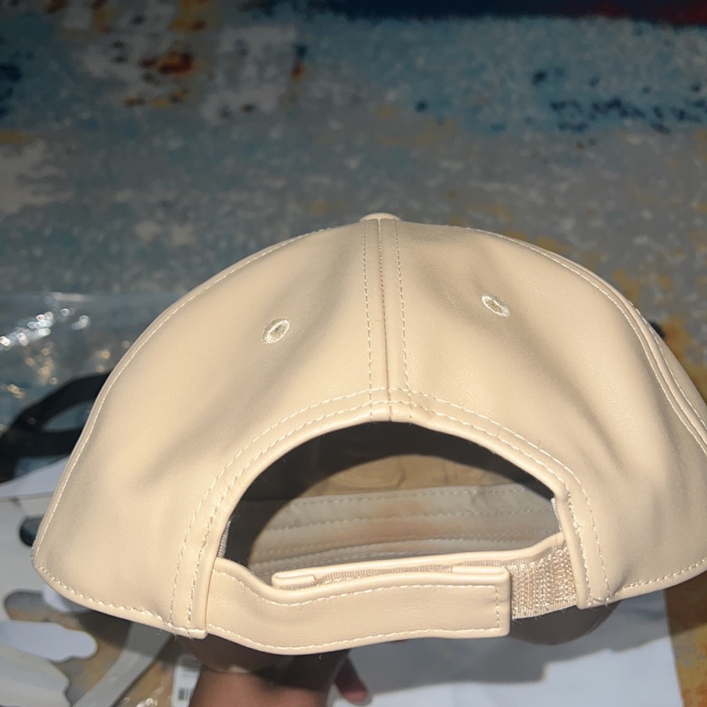 Telfar Hat - Picture 3 of 7